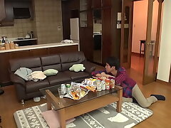 Eager Amateur Japanese Babe Arouses with Blowjob